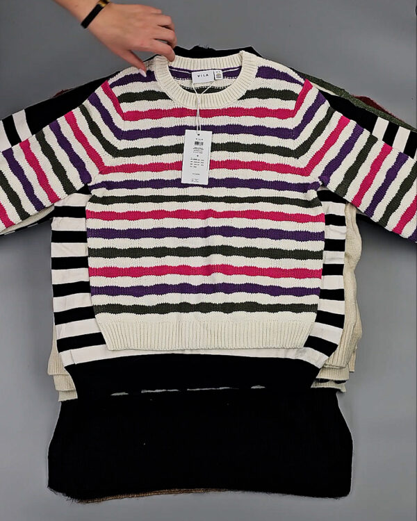 Фотография  975 - Джемпера VILA W 104#7 кг, ЛОТ СТ-9991 оптом в Калуге и Калужской области