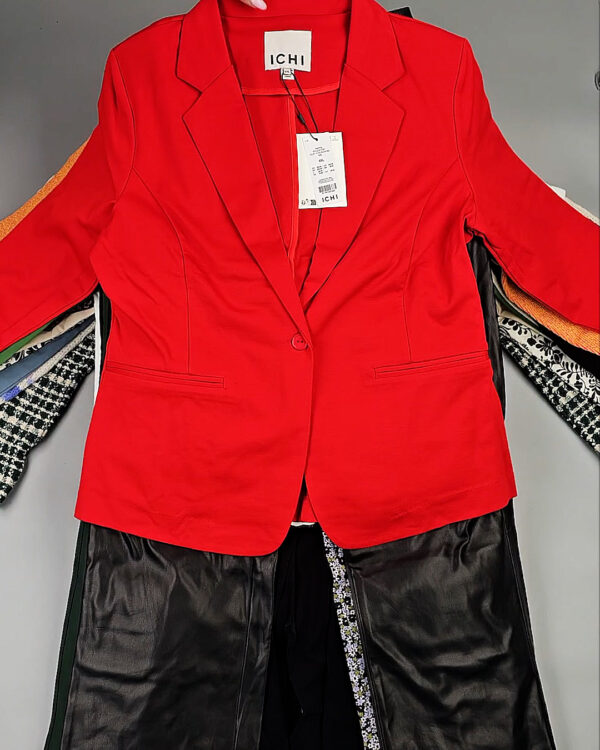 Фотография  556 - DK+Bestseller 085#16 кг, ЛОТ СТ-9953 оптом в Калуге и Калужской области