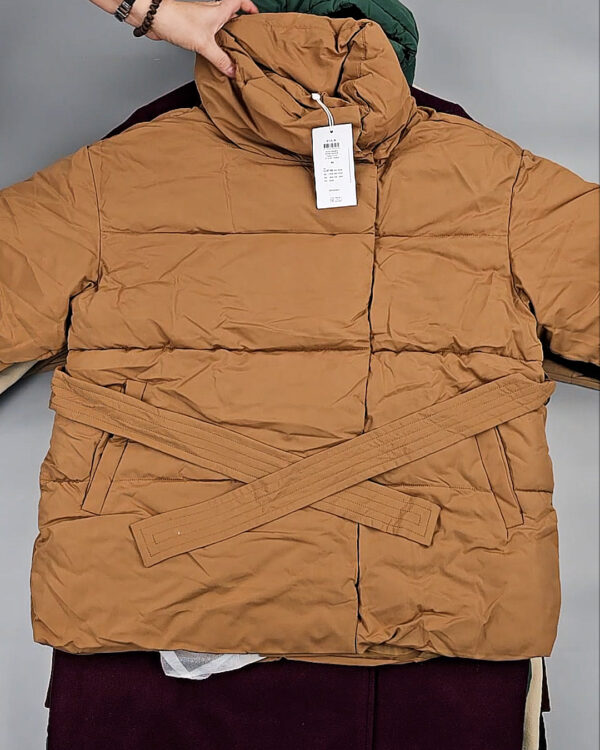 Фотография  530 - Верхняя одежда VILA 104#10 кг, ЛОТ СТ-9715 оптом в Калуге и Калужской области