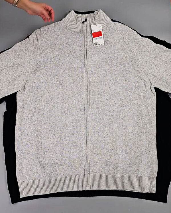 Фотография  500 - Джемпера мужские C&A 025#7,6 кг, ЛОТ СТ-10006 оптом в Калуге и Калужской области