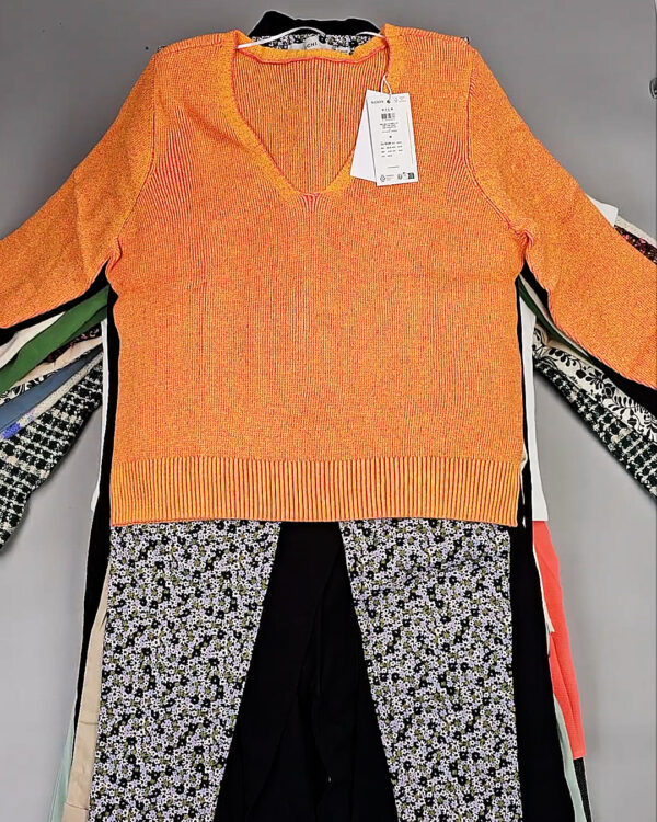 Фотография  327 - DK+Bestseller 085#16 кг, ЛОТ СТ-9953 оптом в Калуге и Калужской области