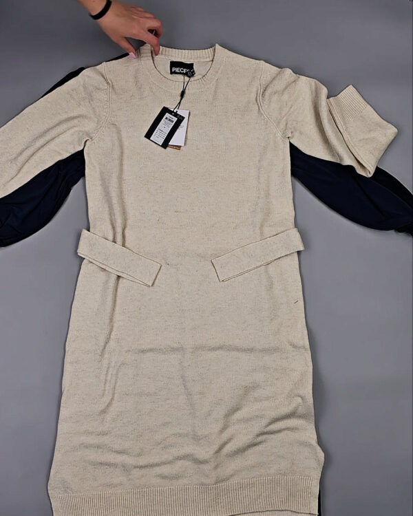 Фотография  508 - Платья Bestseller+DK Winter 035#7 кг, ЛОТ СТ-9920 оптом в Калуге и Калужской области