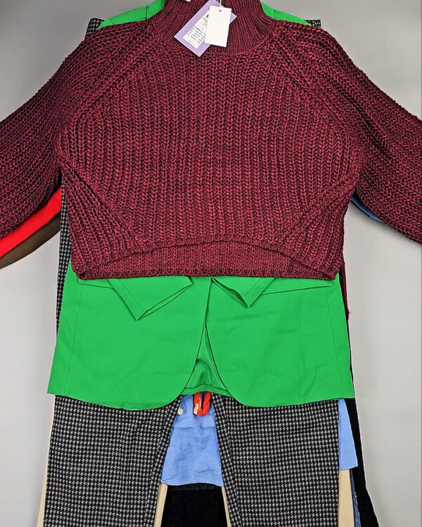 Фотография  426 - DK+Bestseller 085#16 кг, ЛОТ СТ-9950 оптом в Калуге и Калужской области