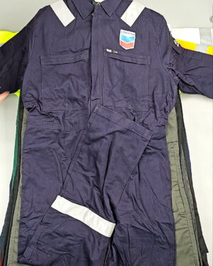 Фотография  698 - Рабочая одежда mix БМ#25 кг, ЛОТ СХ-0188 оптом в Калуге и Калужской области