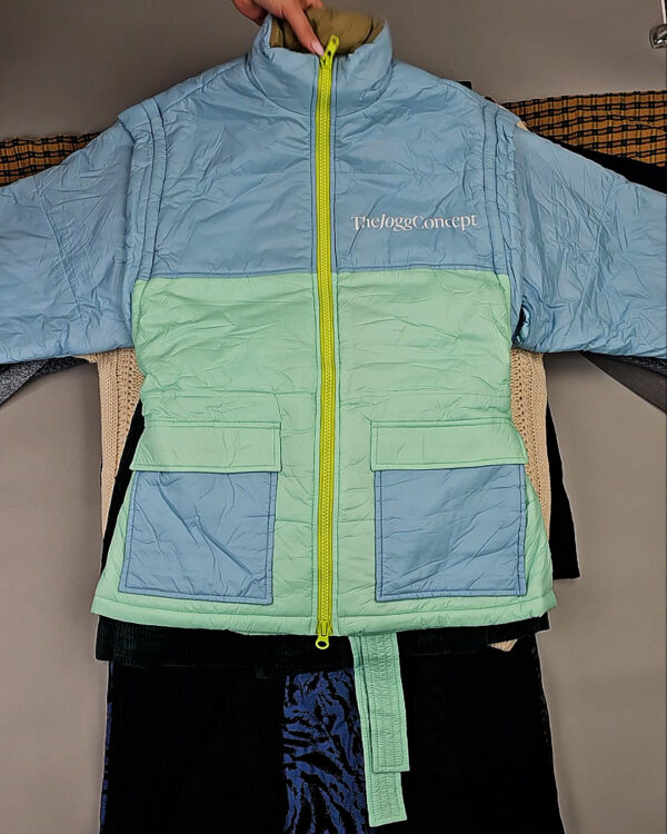 Фотография  200 - DK, Bestseller + Winter mix#15 кг, ЛОТ СТ-9955 оптом в Калуге и Калужской области