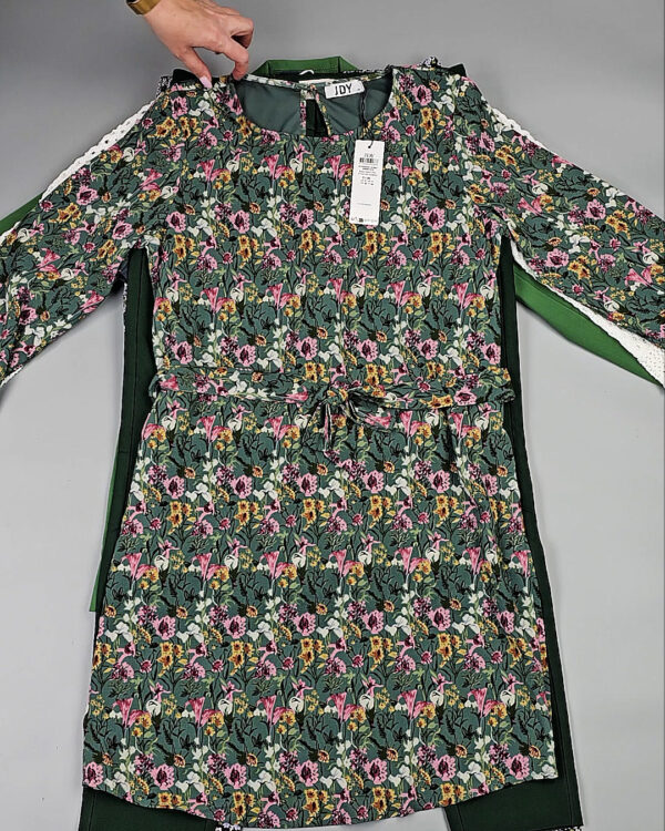 Фотография  413 - DK+Bestseller 085#16 кг, ЛОТ СТ-9951 оптом в Калуге и Калужской области