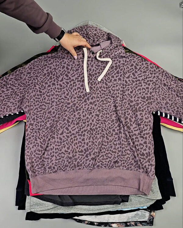 Фотография  617 - Толстовки (SWEAT TOPS Extra)#20 кг, ЛОТ СХ-0247 оптом в Калуге и Калужской области