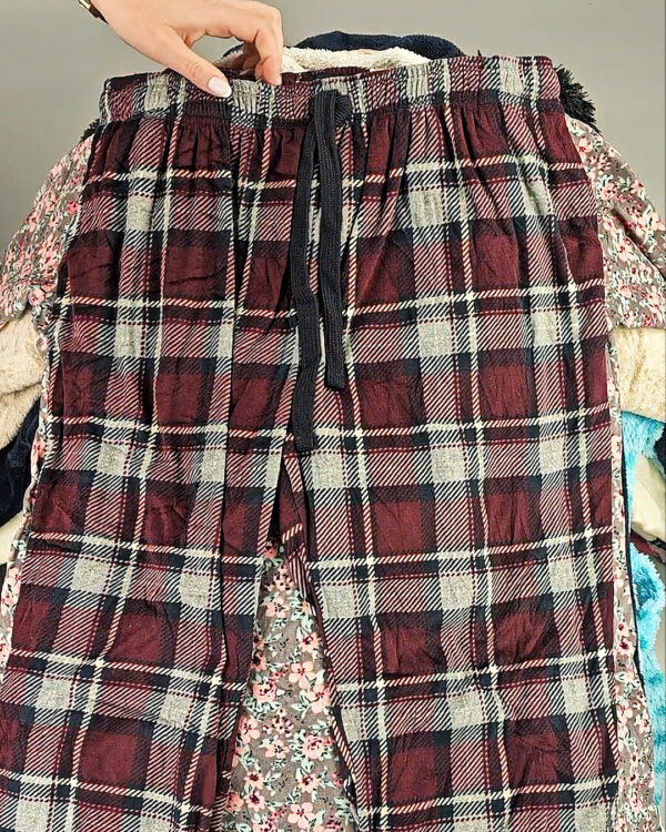 Фотография  443 - Халаты+пижамы флис Англия (SLEEPWEAR PREMIUM)#20 кг, ЛОТ СХ-0290 оптом в Калуге и Калужской области